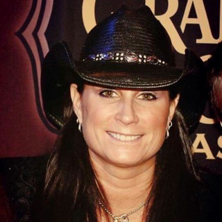 TERRI CLARK